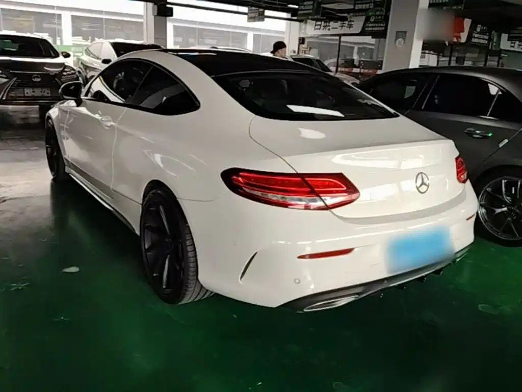Mercedes-Benz C-Class (Import) — миниатюра 5