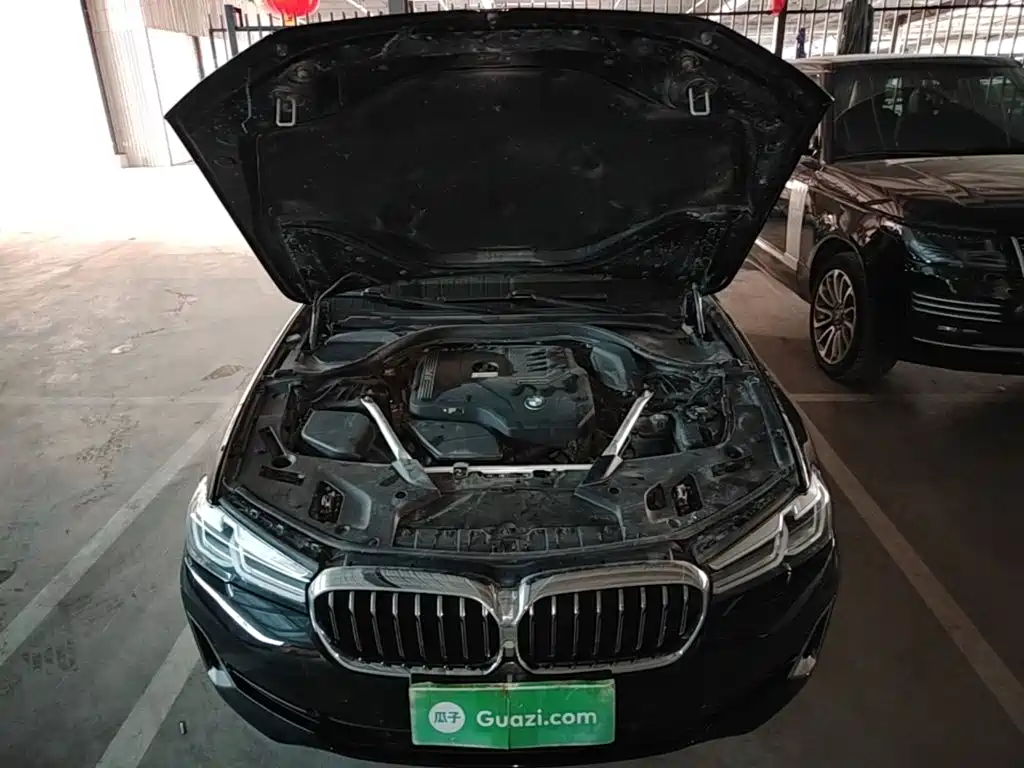 BMW 5 Series — миниатюра 20