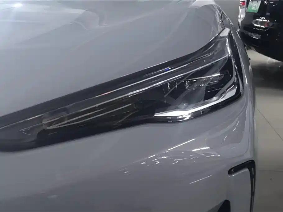 GEELY GALAXY GALAXY E5