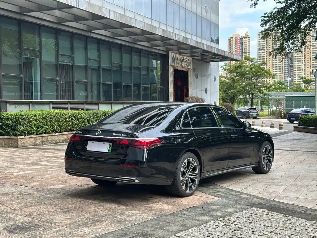 Mercedes-Benz E-Class New Energy — миниатюра 17