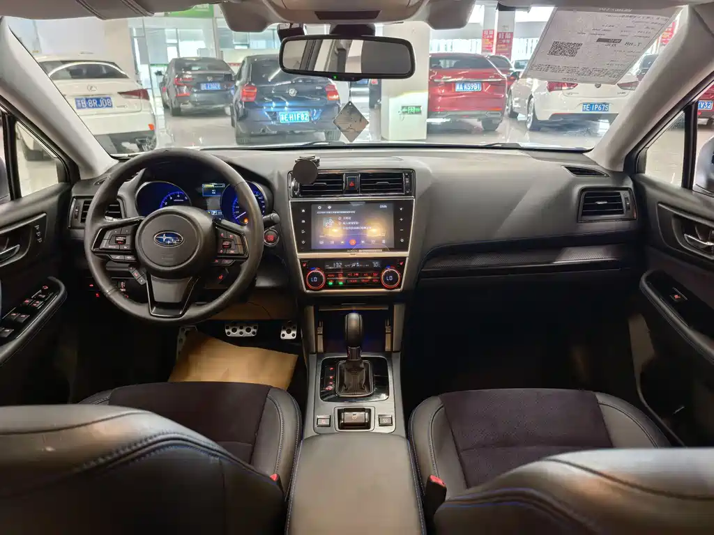 Subaru Legacy — миниатюра 9
