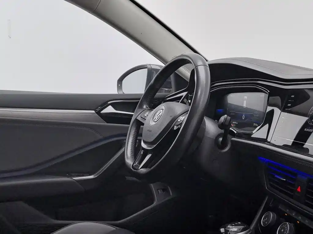 Volkswagen Sagitar — миниатюра 22