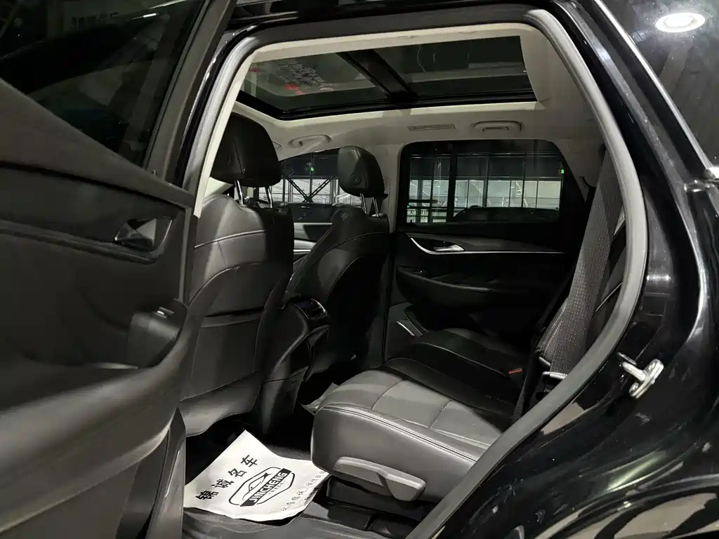 Buick Enclave — миниатюра 9