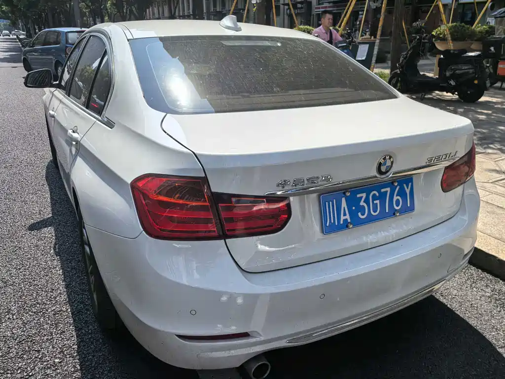 BMW 3 Series — миниатюра 3