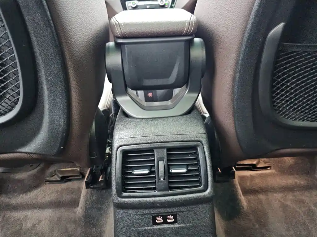 BMW X1 — миниатюра 13