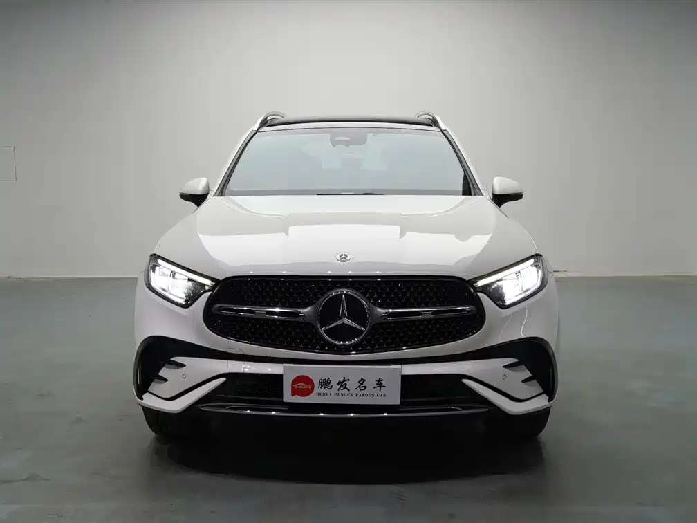 MERCEDES-BENZ GLC