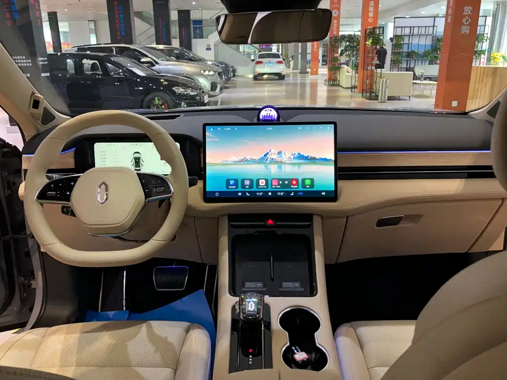 AITO AITO M5 — миниатюра 9