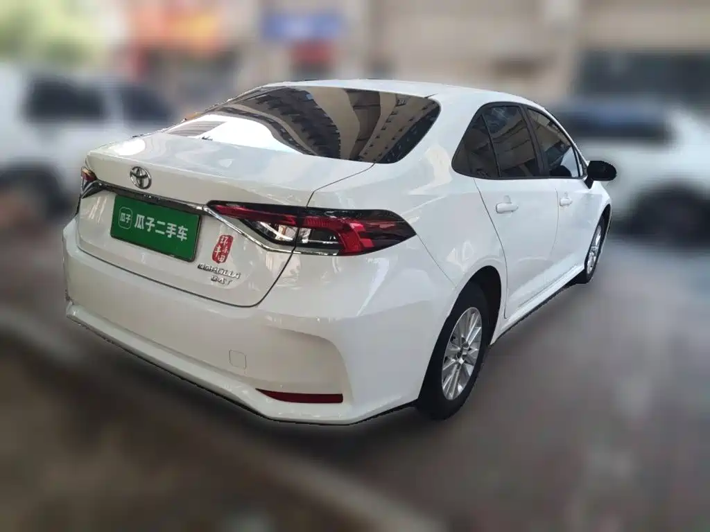 Toyota Corolla — миниатюра 6