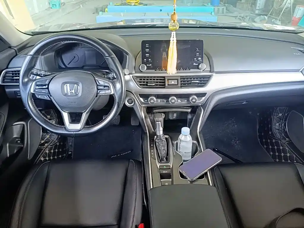 Honda Accord — миниатюра 10