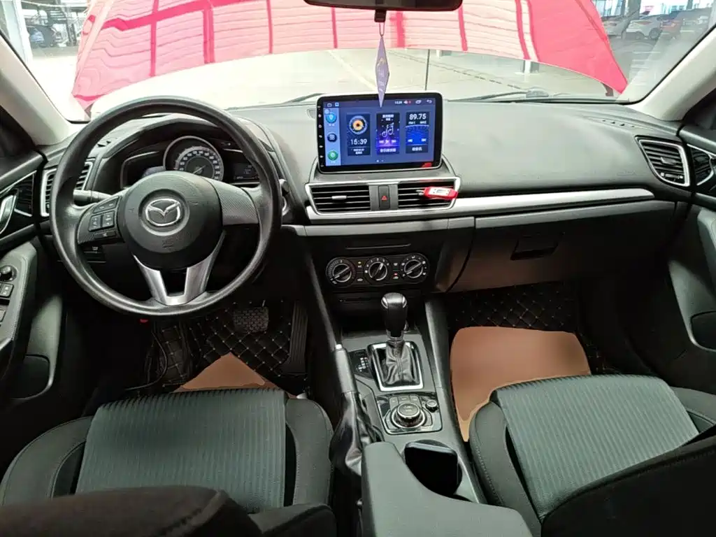 Mazda 3 Axela — миниатюра 10