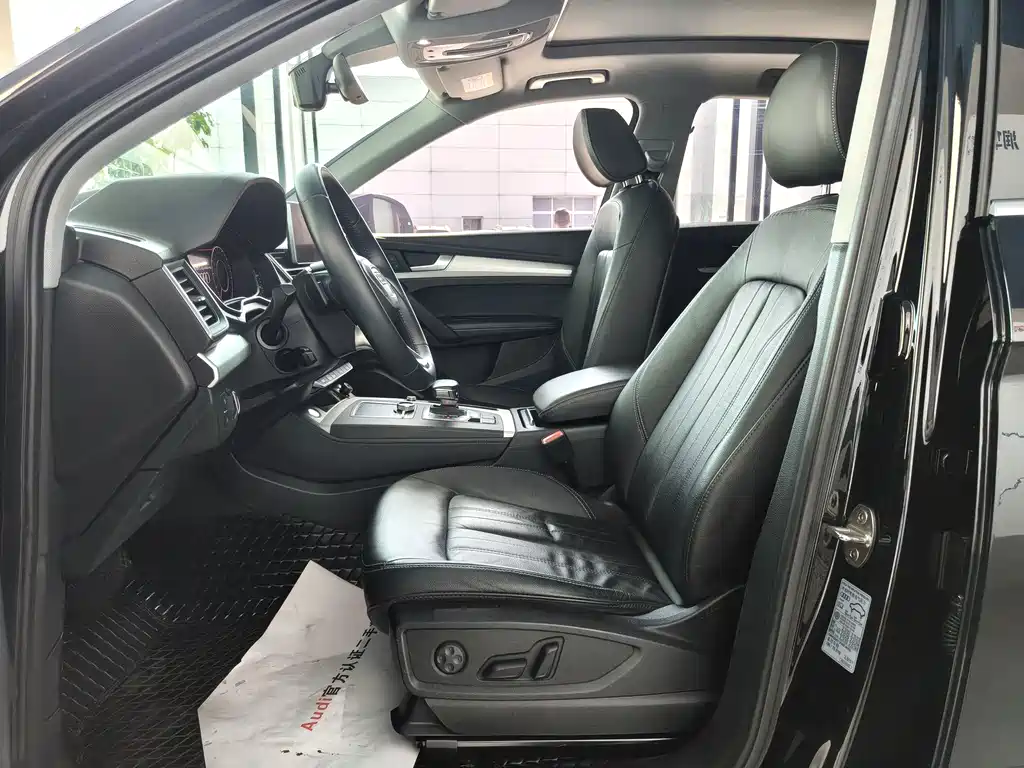 Audi Q5L — миниатюра 6