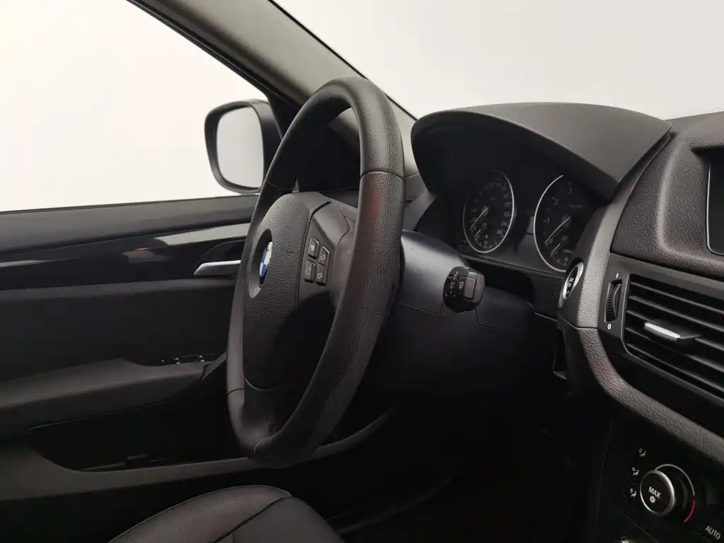 BMW X1 (Import) — миниатюра 22