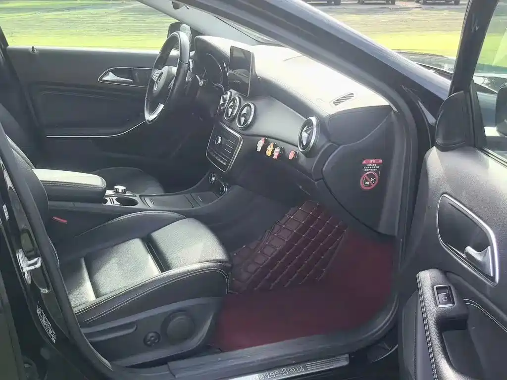 Mercedes-Benz GLA — миниатюра 7
