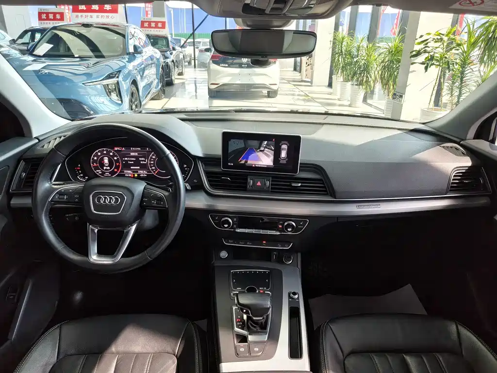 Audi Q5L — миниатюра 10