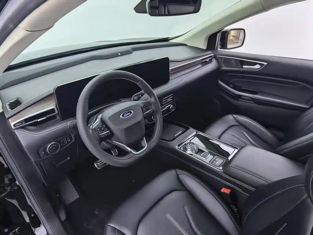 Ford Edge — миниатюра 18