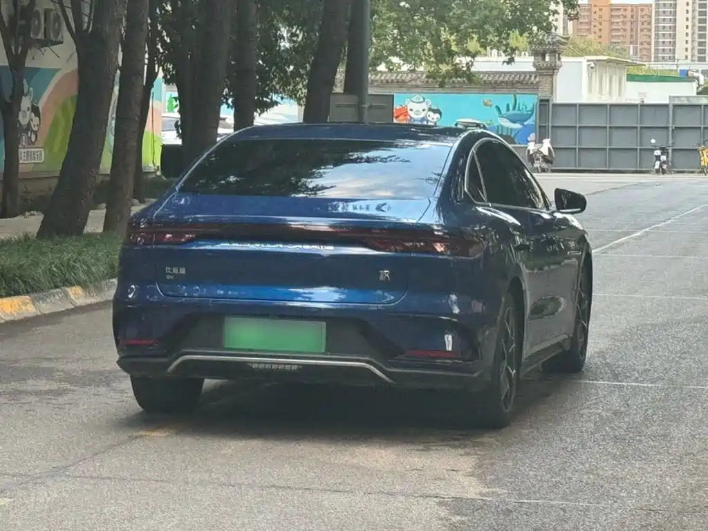 BYD Han — миниатюра 10