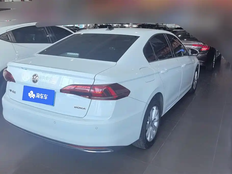 Volkswagen Bora 2020 1.5L AT Comfort