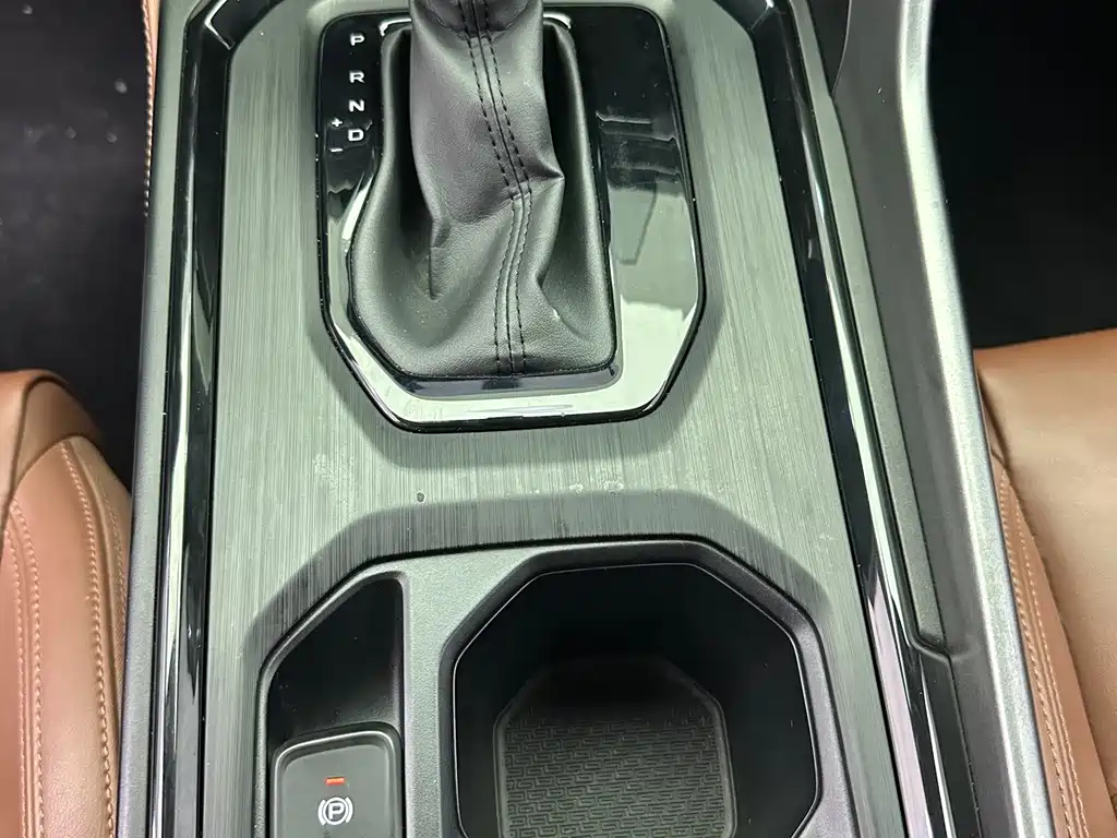 Geely Vision X6 — миниатюра 15