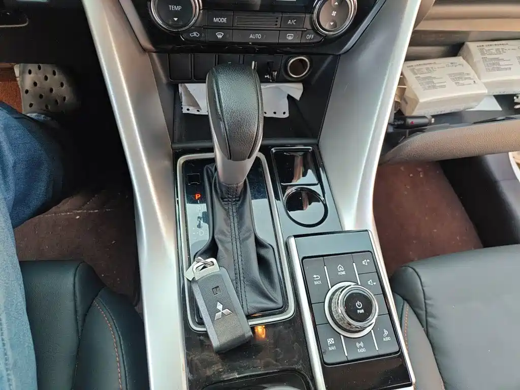 Mitsubishi Eclipse Cross — миниатюра 11
