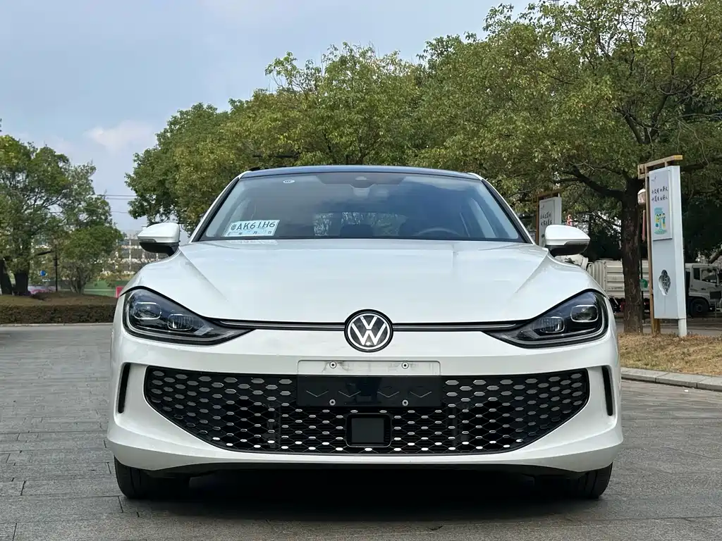 Volkswagen Lamando 2025 L 280TSI DSG