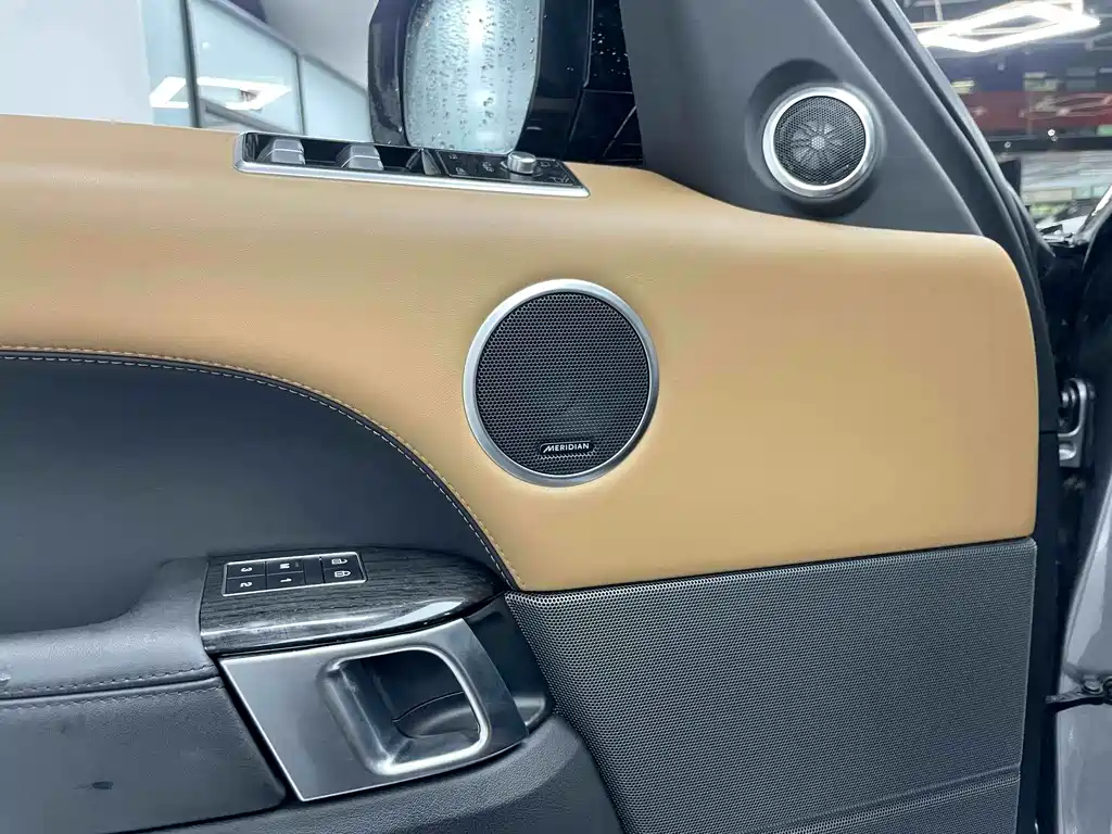 Land Rover Sport — миниатюра 18