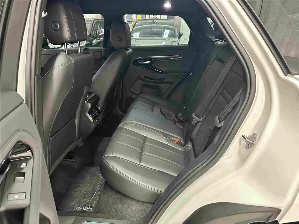 Land Rover Evoque — миниатюра 11