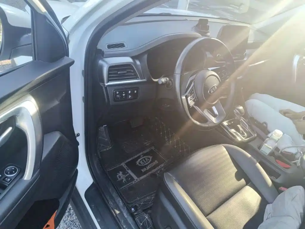 Kia Sportage — миниатюра 14