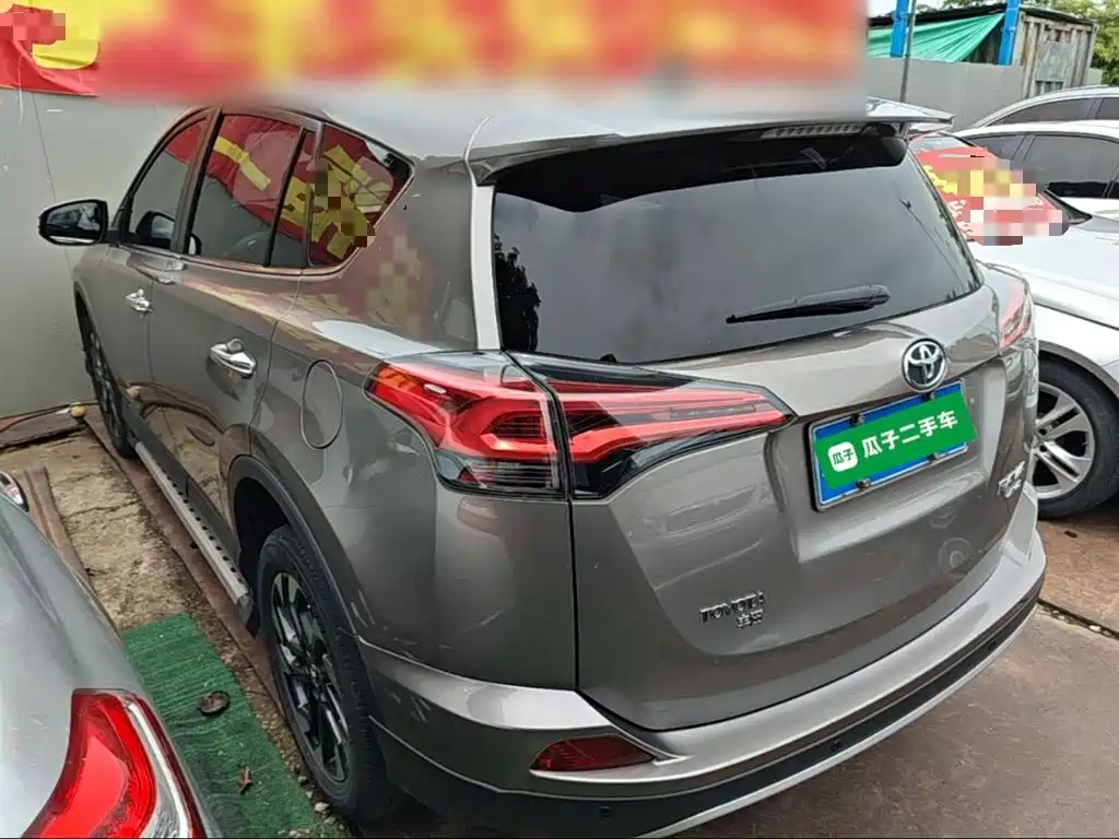 Toyota RAV4 2018 2.5L AT Elite i