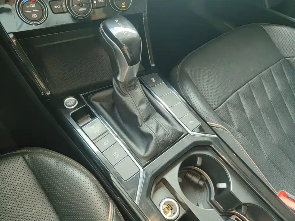 Volkswagen Passat — миниатюра 14