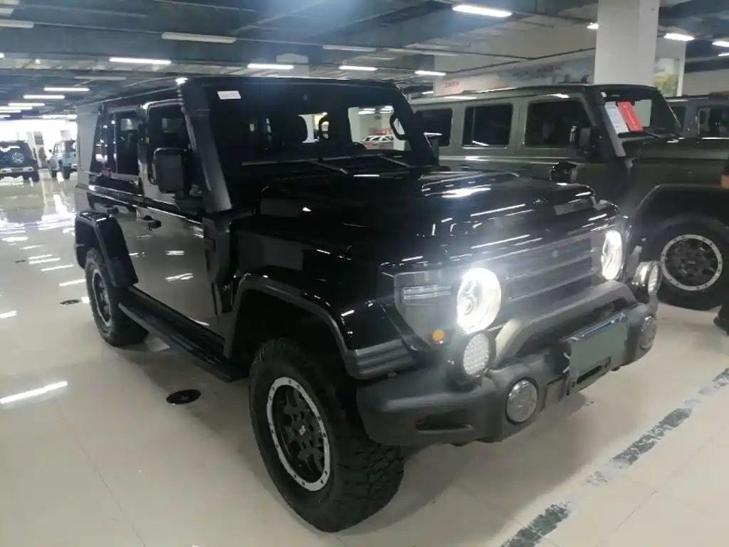 212 212 T01 — миниатюра 4