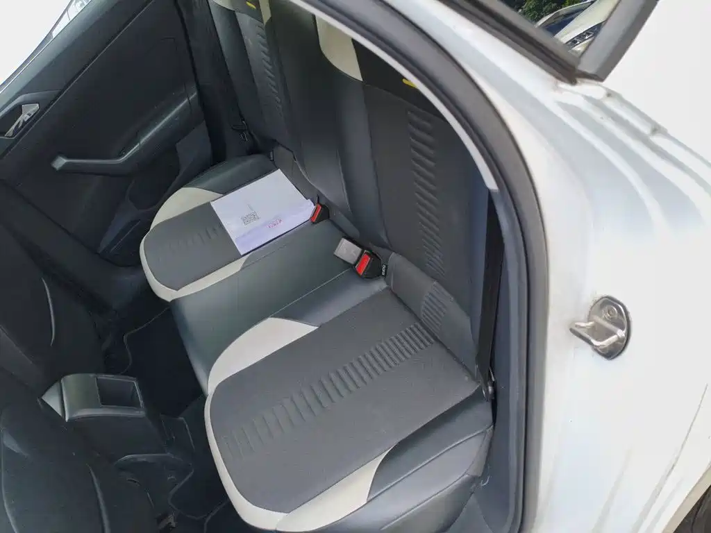 Volkswagen Polo — миниатюра 15