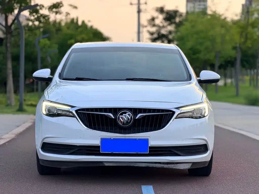 Buick Excelle — миниатюра 2