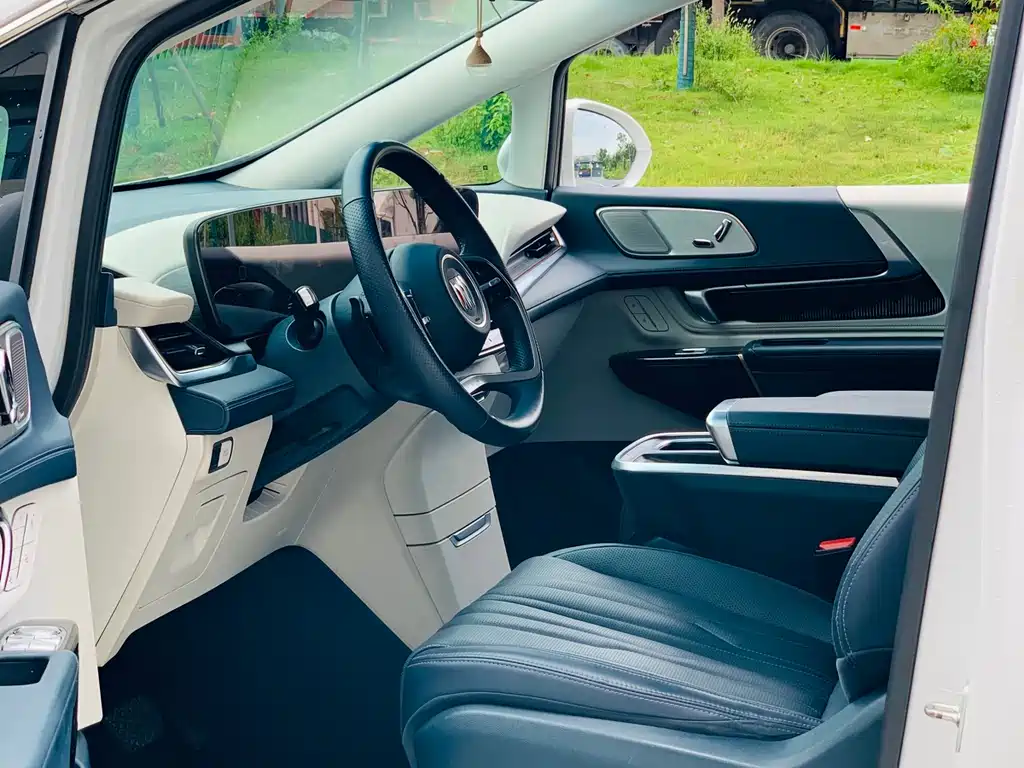 Buick Century 2023 2.0T мест