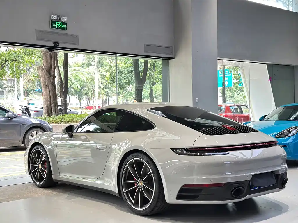 Porsche 911 — миниатюра 10
