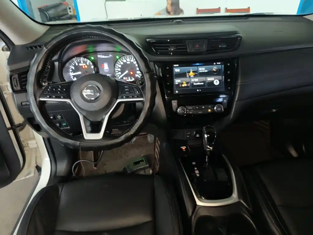 Nissan X-Trail — миниатюра 10