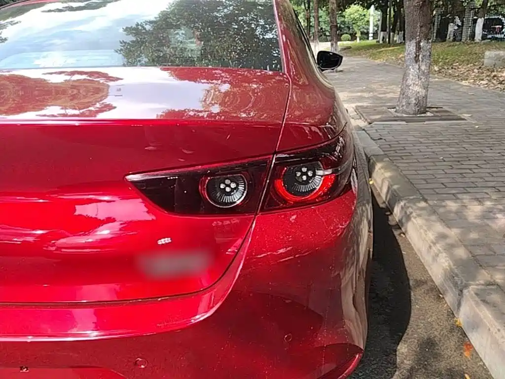 Mazda 3 Axela — миниатюра 8