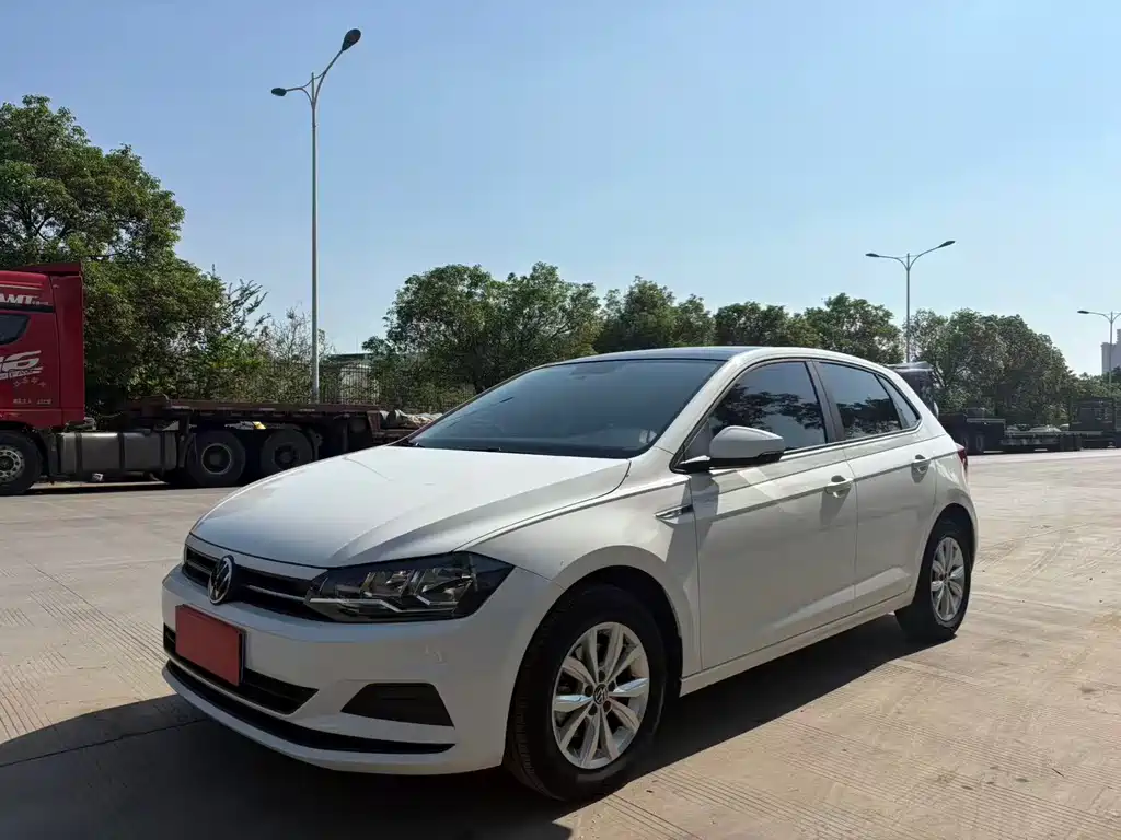Volkswagen Polo 2021 Plus 1.5L AT