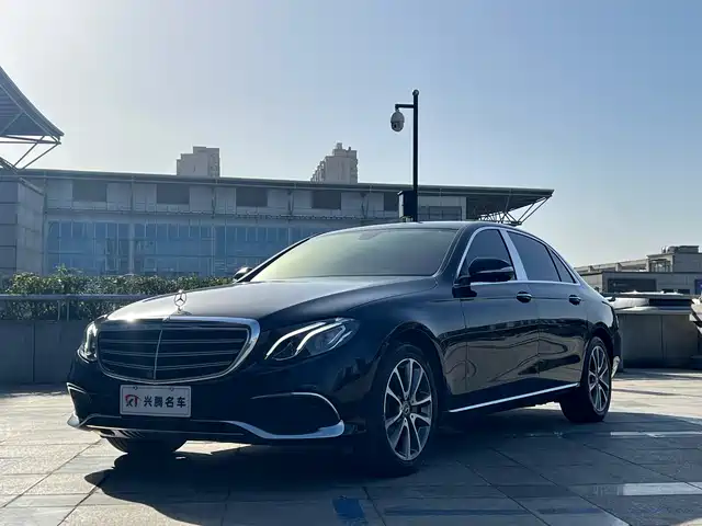 MERCEDES-BENZ E CLASS 2019