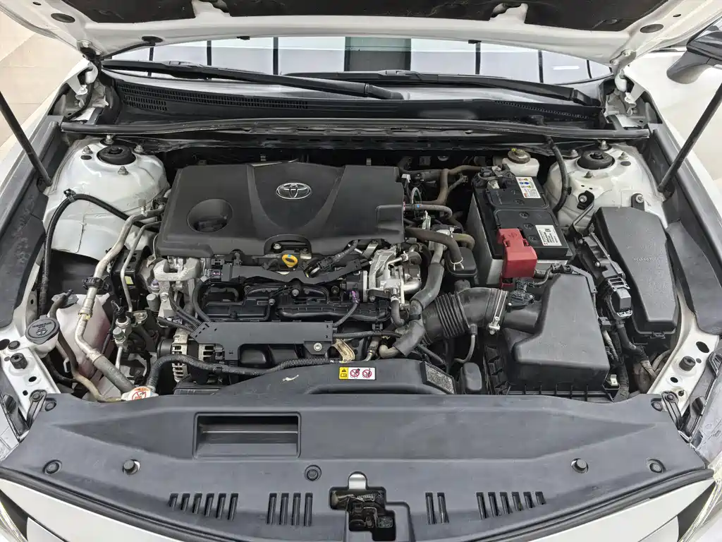 Toyota Camry — миниатюра 19