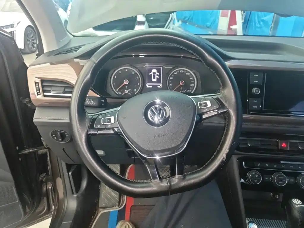 Volkswagen Tharu — миниатюра 11
