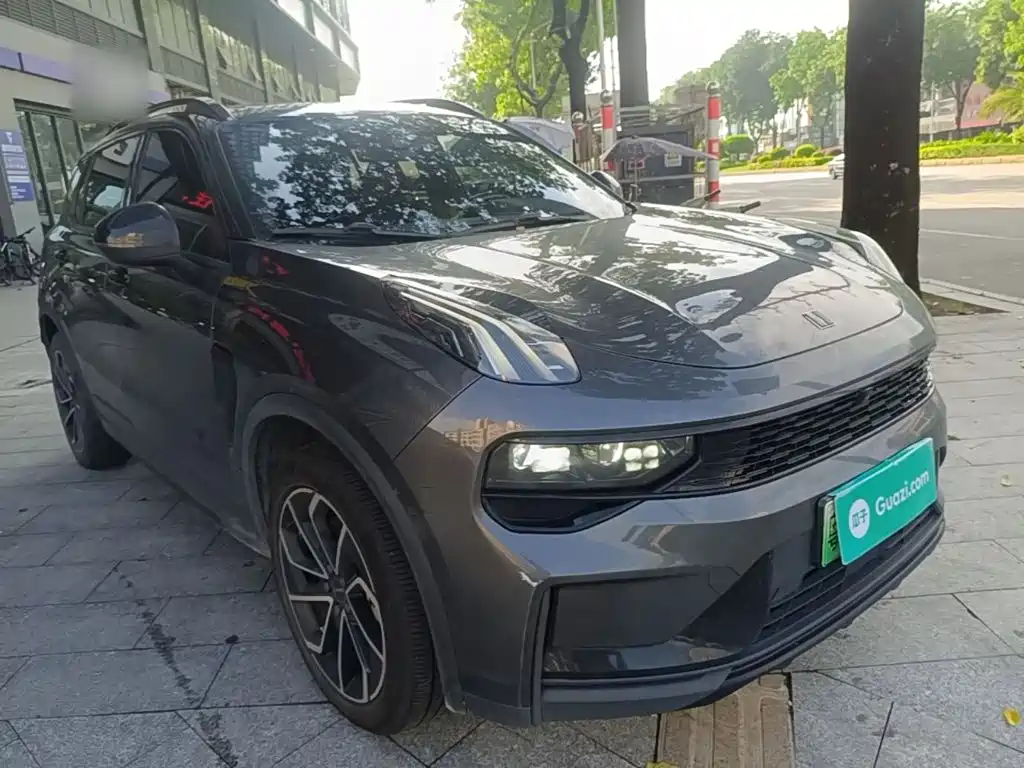 Lynk & Co 01 EM-P — миниатюра 4