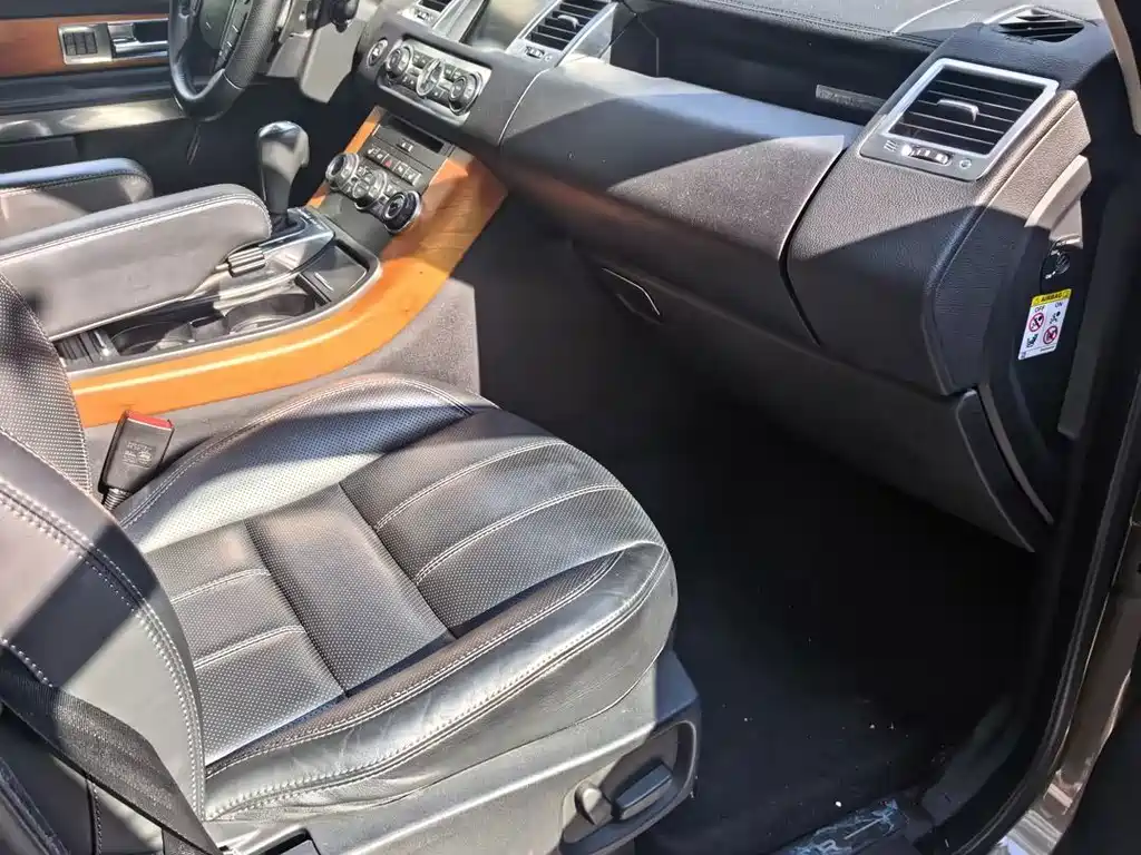 Land Rover Sport — миниатюра 8