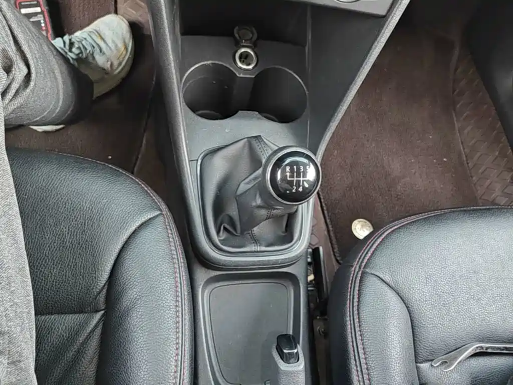 Volkswagen Polo — миниатюра 14