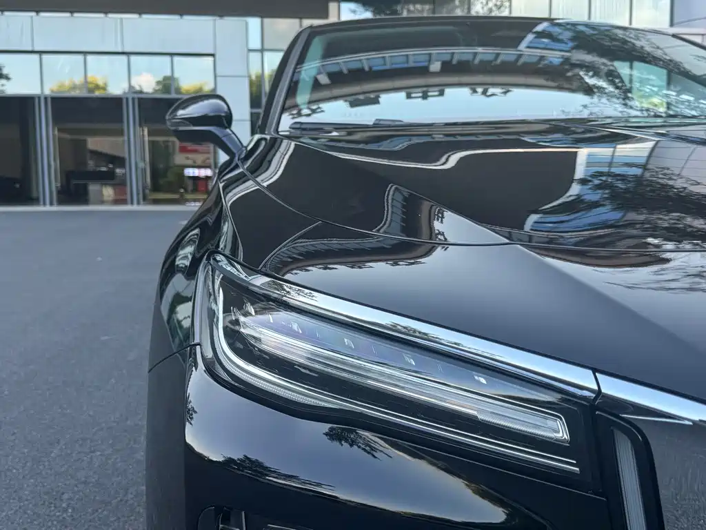 Hongqi Hongqi H5 — миниатюра 4