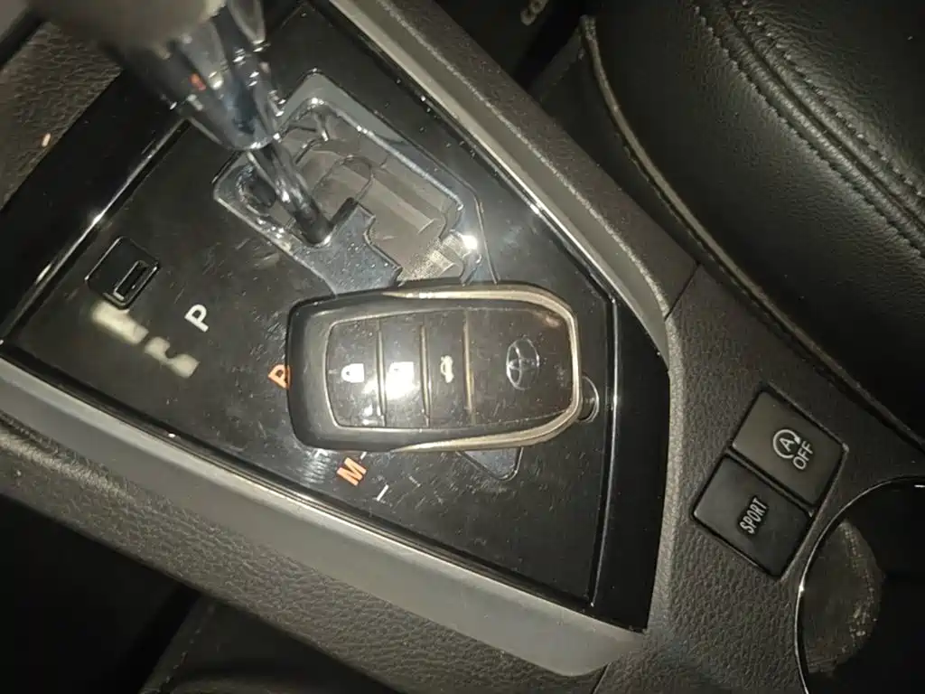 Toyota Corolla — миниатюра 9