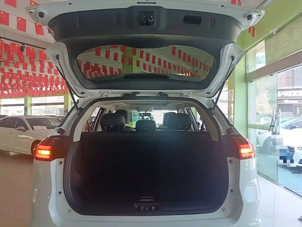 Geely Boyue — миниатюра 19