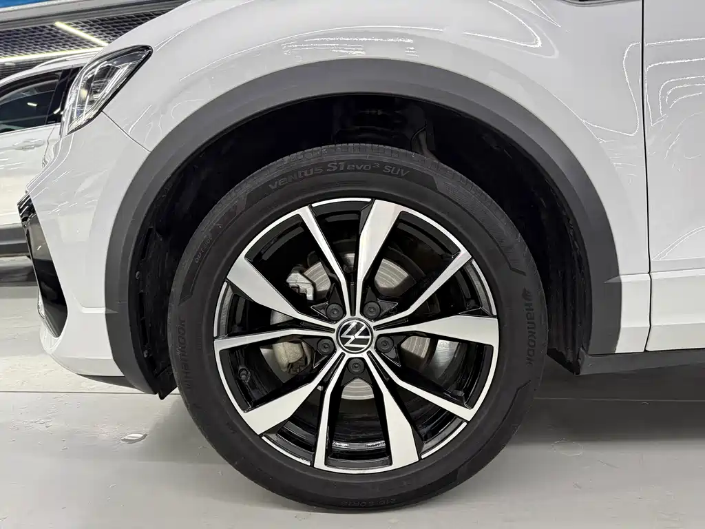 Volkswagen T-Roc — миниатюра 11
