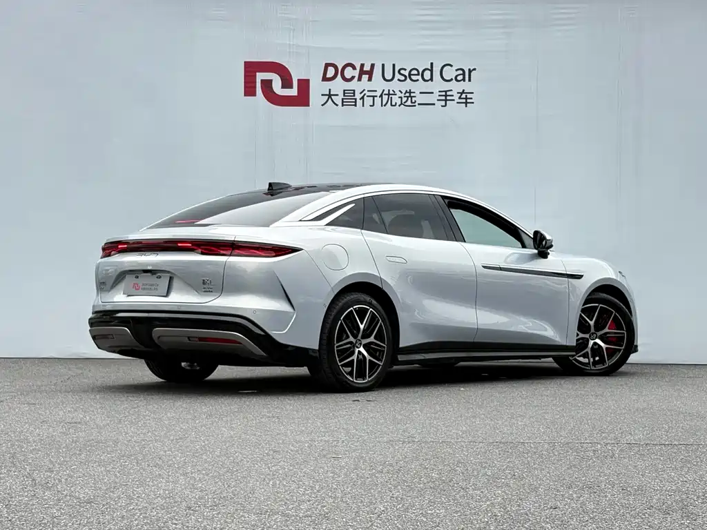 BYD Han L 2025 EV Flagship