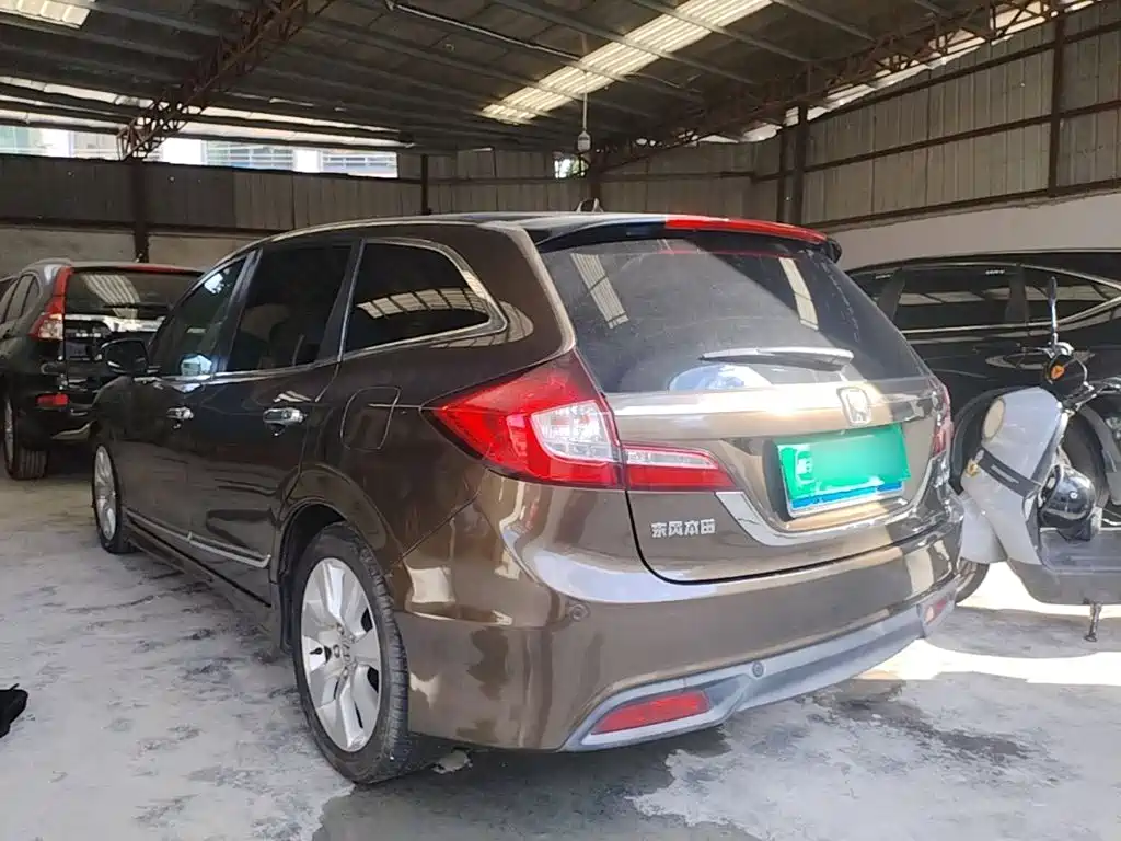 Honda Jade — миниатюра 5