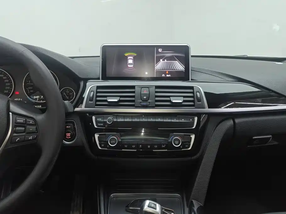 BMW 3 Series — миниатюра 13